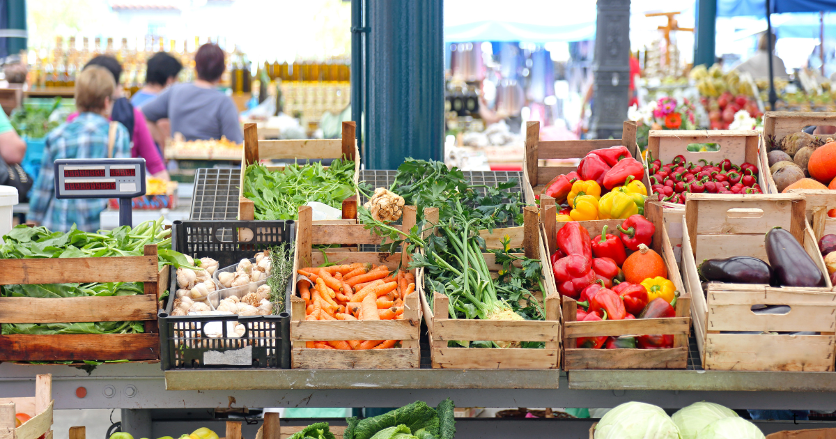 The Market at 6000 Goodlette-Frank